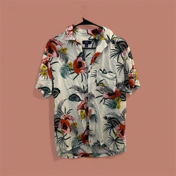 Men's Tropical Print Button Down Short Sleeve Shirt Hawaiian Resort Vacation - Picture 1 of 11